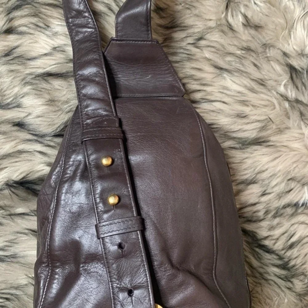 Perlina Sling Backpack Women OS Dark‎ Brown Good Leather Teardrop Gold purse